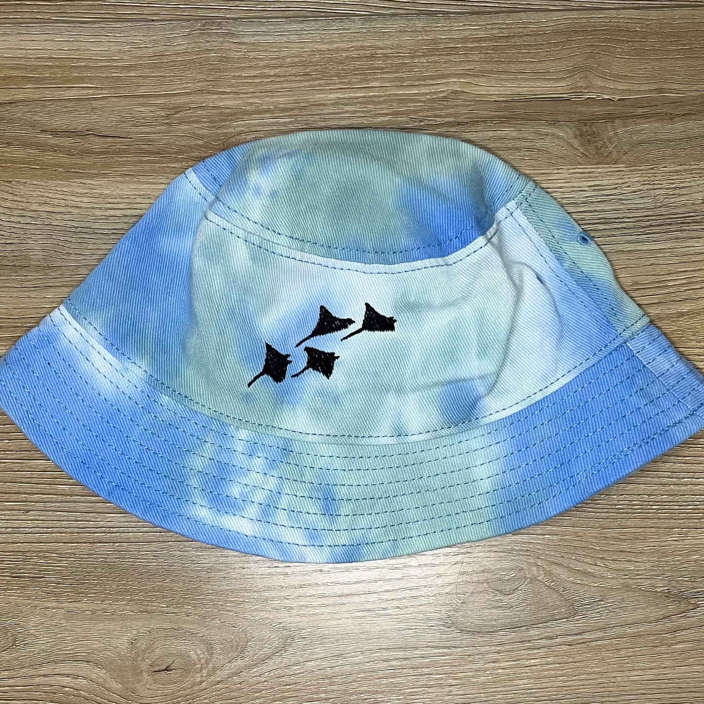 Manta Ray Tie Dye Bucket Hat - Connected Clothing Company - 10% donated to ocean conservation