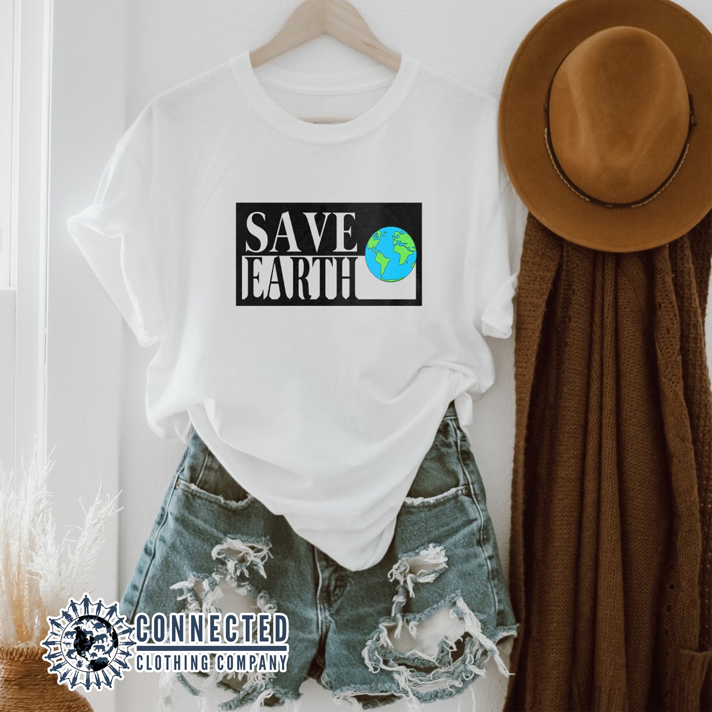 White Save Earth Short-Sleeve T-shirt - Connected Clothing Company - Ethically and Sustainably Made - 50% donated to WIRES Wildlife Rescue